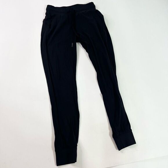 Lululemon Joggers Womens 4 Black High Waist Drawstring Pockets Crop Sweatpants - Picture 1 of 10